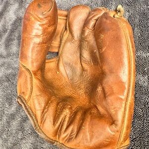 Vintage 1950’s Hutch George Kell 3-Finger Model Baseball Glove - Great Condition